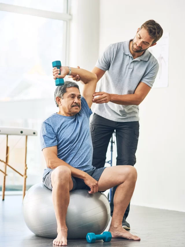 any-discomfort-all-full-length-shot-young-male-physiotherapist-assisting-senior-patient-recovery